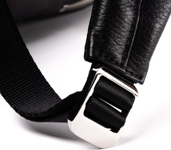 Artisan&Artist ACAM-EX0002  - Leder-Rucksack  schwarz