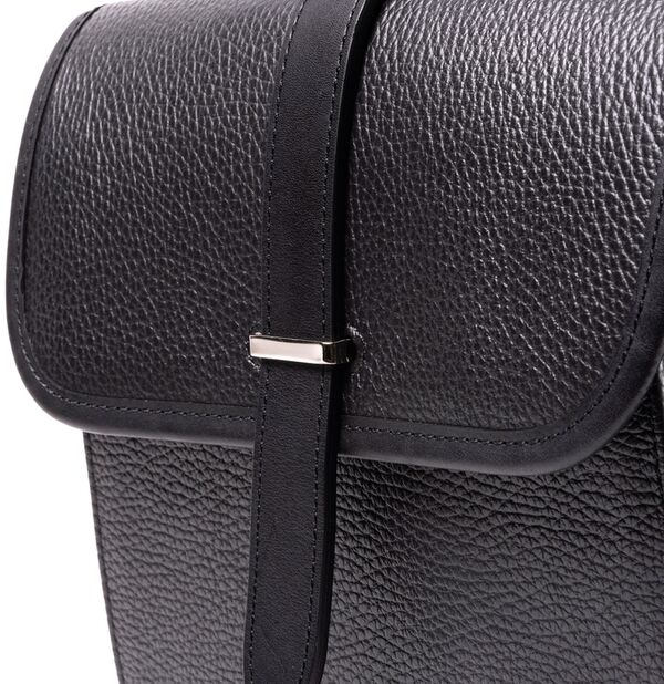 Artisan&Artist ACAM-EX0002  - Leder-Rucksack  schwarz