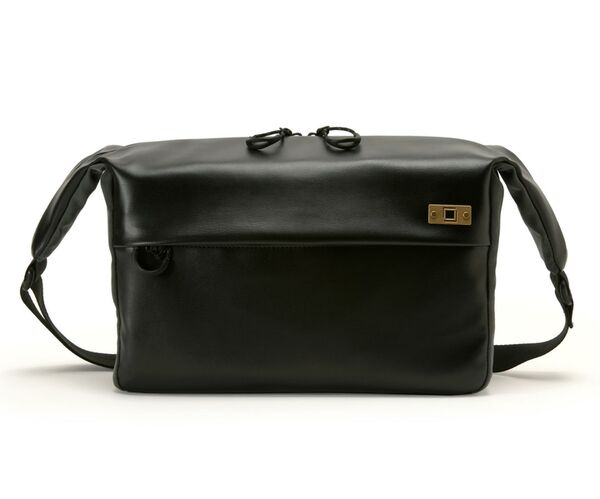 Artisan&Artist Schultertasche A&A ACAM-BS0002, Basalt  schwarz-grau