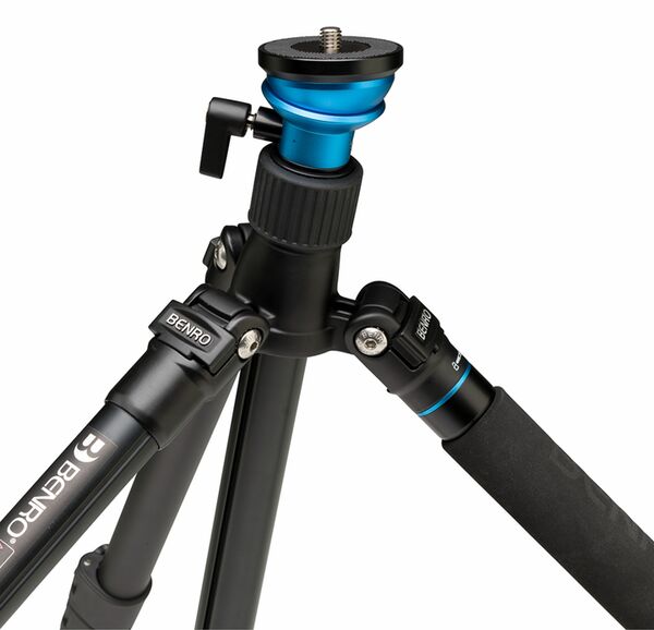 Benro Aero4 Videostativkit A2883F Aluminium inkl. Videoneiger S4Pro 