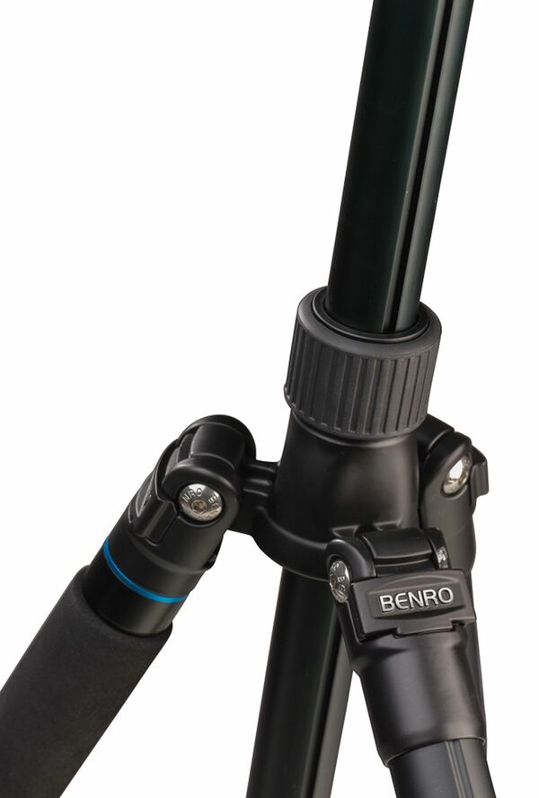 Benro Aero4 Videostativkit A2883F Aluminium inkl. Videoneiger S4Pro 