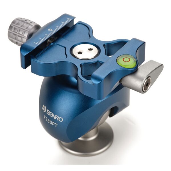 Benro FS30 Kugelkopf mit P&T QR-System 