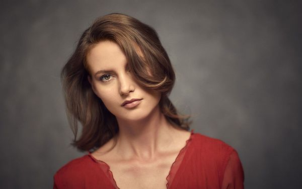 Canon EF 85mm f/1,4 IS USM L  Canon EF