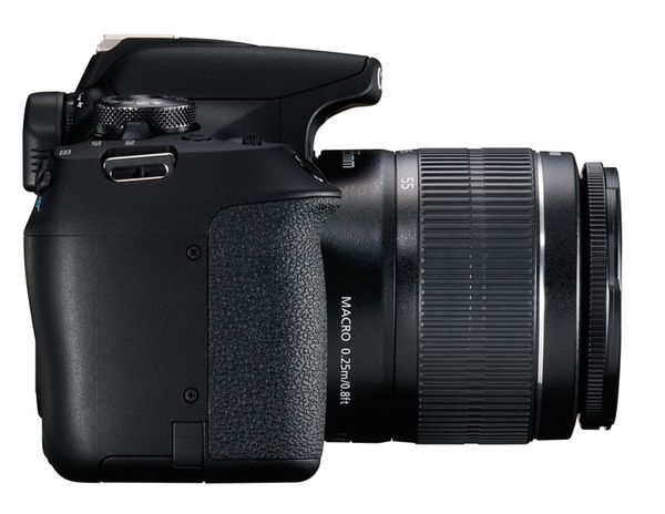 Canon EOS 2000D + EF-S 18-55mm f/3,5-5,6 IS II 