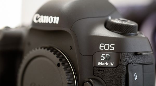Canon EOS 5D Mark IV Gehäuse 