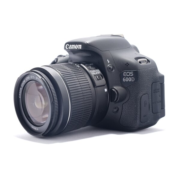 Canon EOS 600D + EF-S 18-55mm f/3,5-5,6 IS II - Second Hand - 