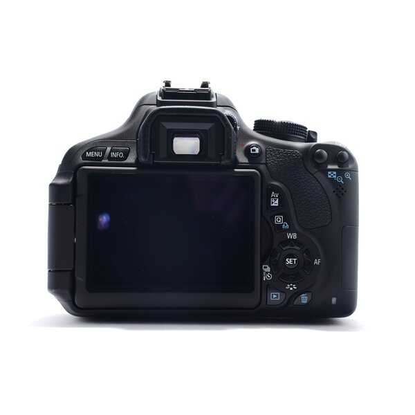 Canon EOS 600D + Tamron AF 3,5-6,3/18-200 XR Di II - Second Hand - 