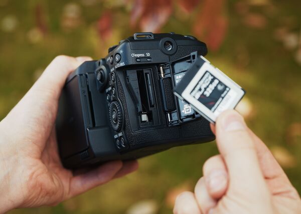 Canon EOS C50 Camcorder 