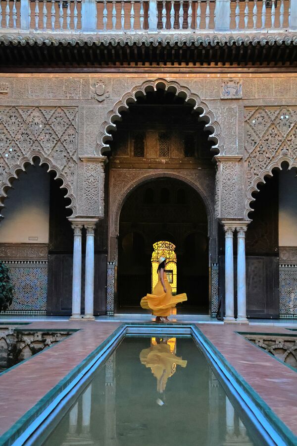 Canon EOS R10 + RF-S 18-150mm F3.5-6.3 IS STM 