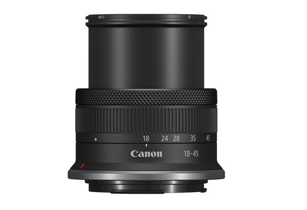 Canon EOS R100 + RF-S 18-45 mm IS STM + 5,0-7,1/55-210 mm IS STM 