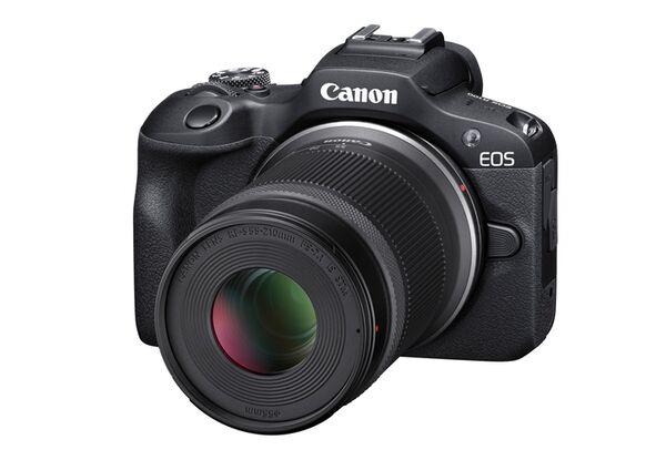 Canon EOS R100 + RF-S 18-45 mm IS STM + 5,0-7,1/55-210 mm IS STM 