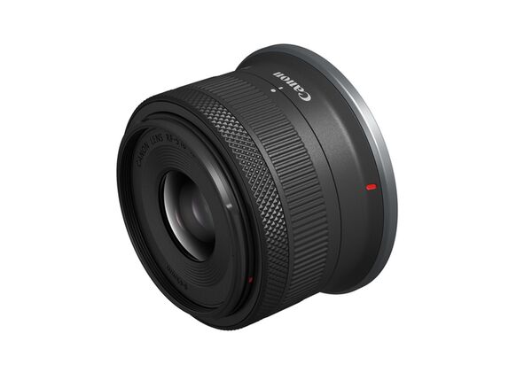 Canon EOS R100 + RF-S 18-45mm IS STM 