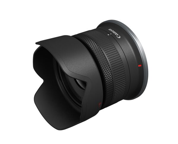 Canon EOS R100 + RF-S 18-45mm IS STM 