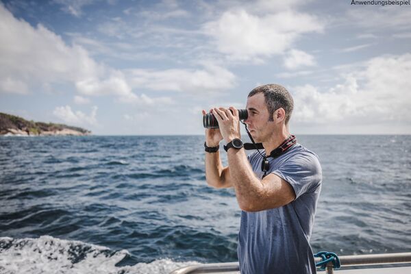 Canon Fernglas 18x50 IS All-Wetter 