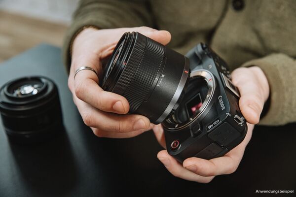 Canon EOS R50 V Gehäuse 