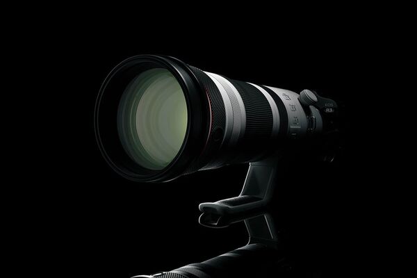 Canon RF 100-300mm f/2.8 L IS USM  Canon RF