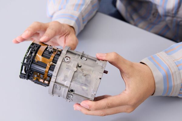 Canon RF 100-300mm f/2.8 L IS USM  Canon RF