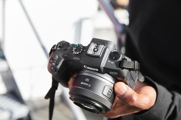 Canon RF 50mm f/1,8 STM  Canon RF