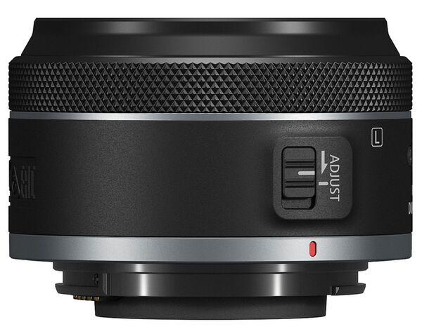 Canon RF-S 7,8mm f/4 STM DUAL  Canon RF-S