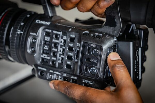 Canon XF605 Broadcast Camcorder 