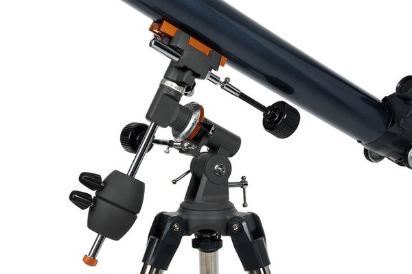 Celestron AstroMaster 70 EQ Refraktor 