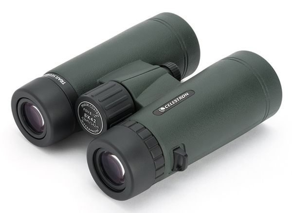 Celestron TrailSeeker 8x42 