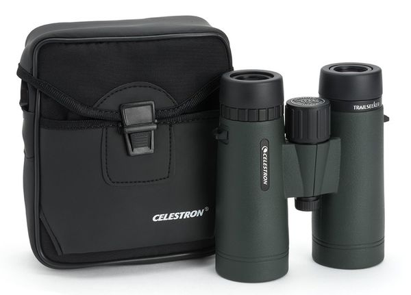 Celestron TrailSeeker 8x42 