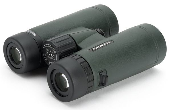 Celestron TrailSeeker 10x42 
