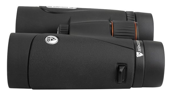 Celestron TrailSeeker ED 8x42 Dachkant Fernglas 