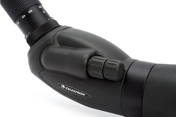 Celestron Trailseeker Spektiv 20-60x80, 45° Schrägeinblick 