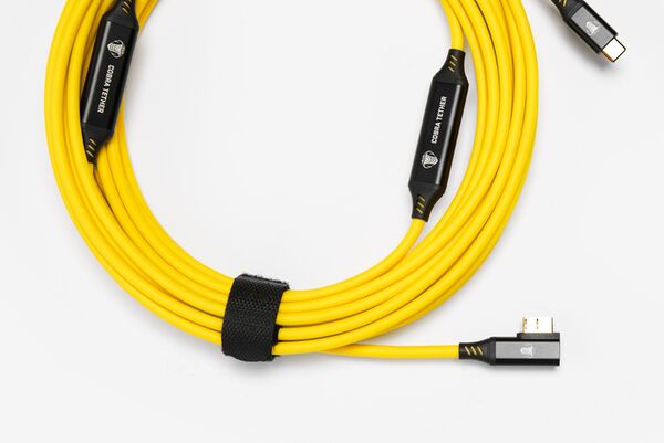 COBRAUNION USB-C Tether Kabel - 10M 5G  Gerade - 90° Micro-B gelb