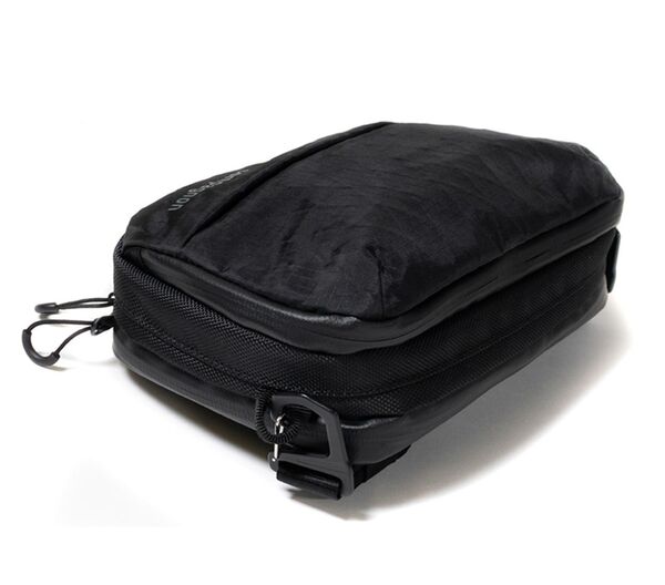 Compagnon Tasche Element pouch  volcano black