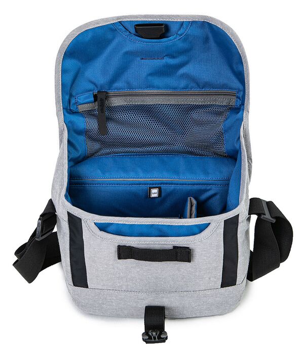 Crumpler Sling 2500  Light Grey Marle