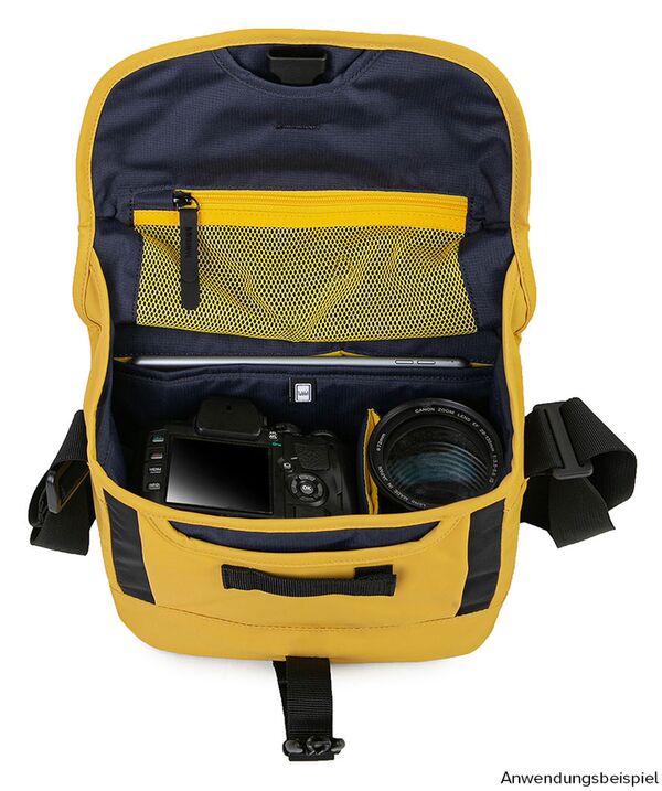 Crumpler Sling 2500  Veneer