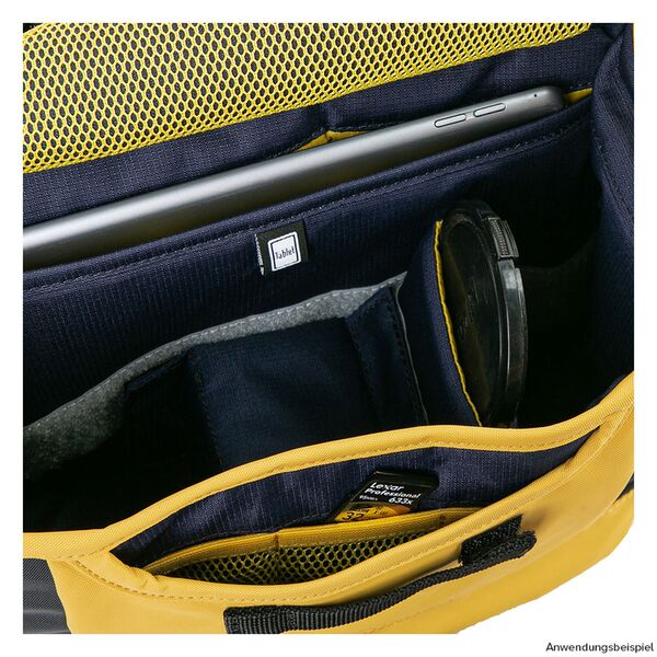 Crumpler Sling 2500  Veneer