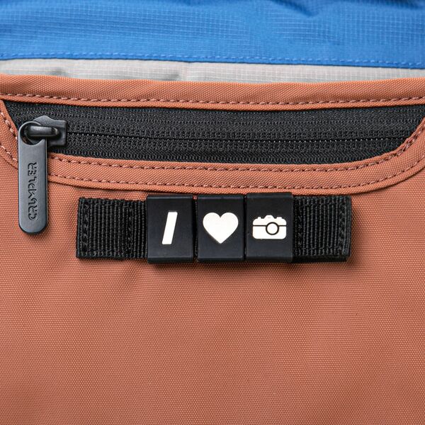 Crumpler Sling 3800  copper