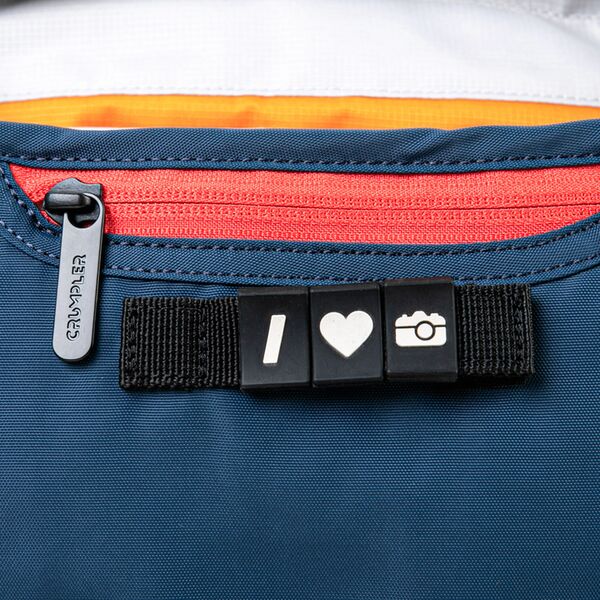 Crumpler Sling 3800  navy