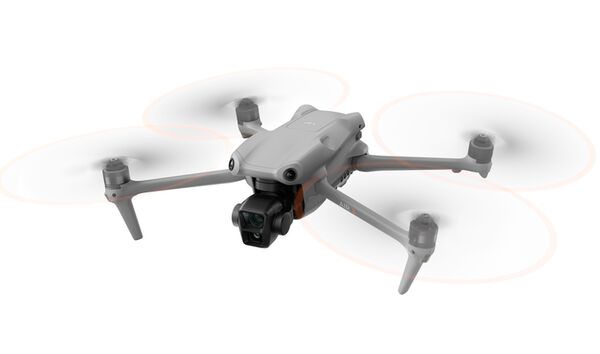 DJI Air 3  Fly More Combo (DJI RC 2)