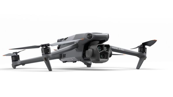 DJI Mavic 3 Pro  Standard & DJI RC