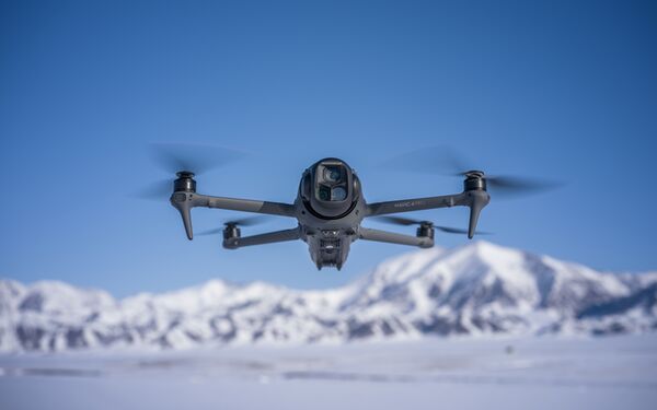 DJI Mavic 4 Pro  512GB Creator Combo & DJI RC Pro 2