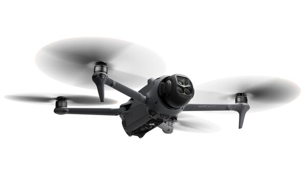 DJI Mavic 4 Pro  Fly More Combo & DJI RC2