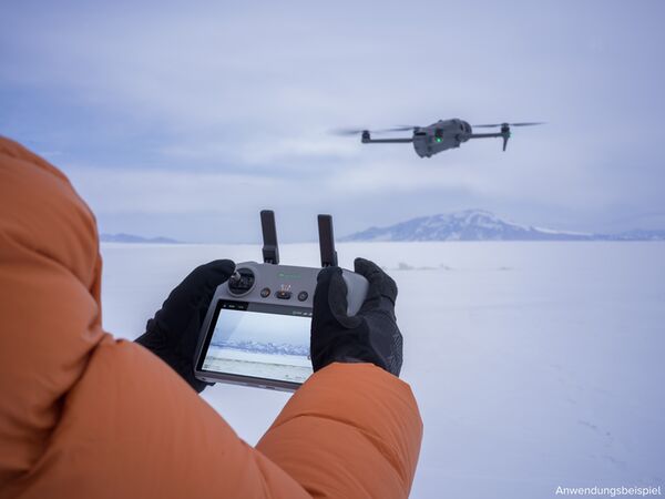 DJI Mavic 4 Pro  Standard