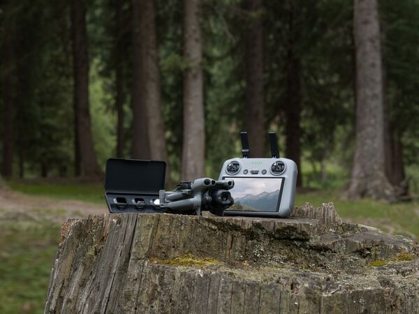 DJI Mini 5 Pro  Fly More Combo & DJI RC2