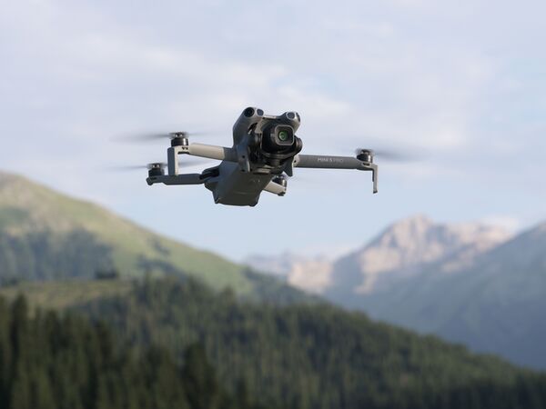 DJI Mini 5 Pro  Fly More Combo & DJI RC2