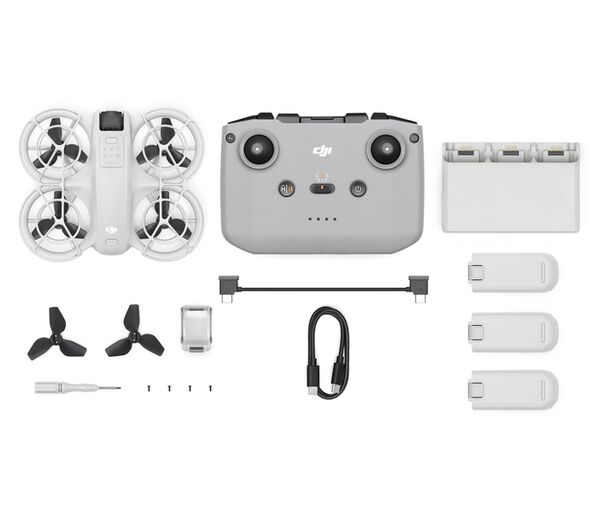 DJI Neo  Fly More Combo