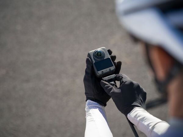 DJI Osmo 360  Adventure Combo