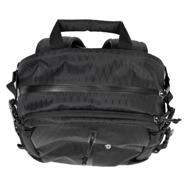 F-stop Guru 4 Air 24 Liter Backpack  Anthracite Male Torso