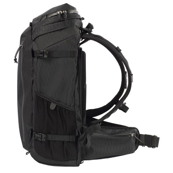 F-stop Kashmir 2 Air 33 Liter Backpack  Anthracite Female Torso