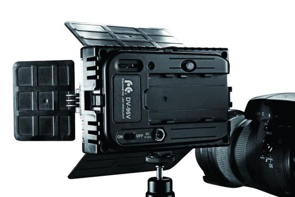 Falcon Eyes LED Lampe Set Dimmbar DV-96V-K1 auf Batterie 