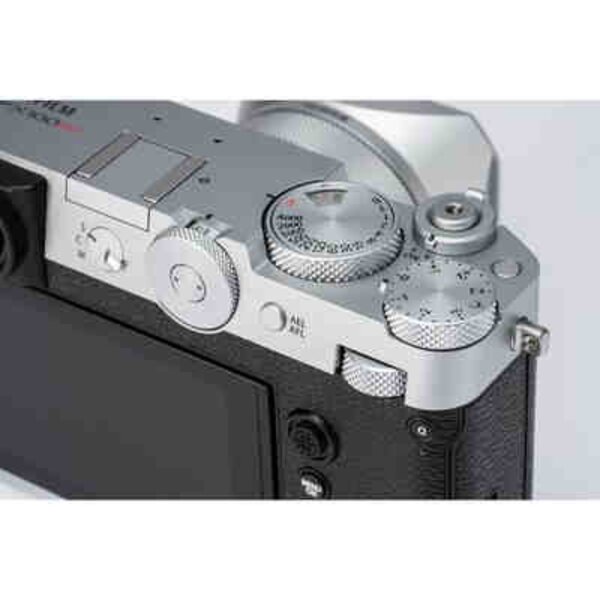 Fujifilm GFX 100RF Retoure  silber